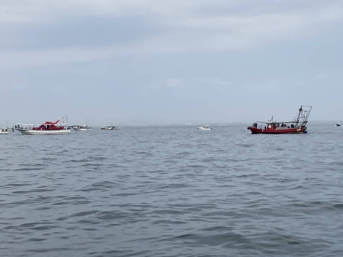 おはようございます～明日から休みや～昨日はダメダメやったな～ジャンボ海蓮丸は、名人ばかりの貸し切りやったのに、船長行くとこ間違えて、やっちゃいましたすいませんすいません３桁行くつもりやったのに、竿頭さん26匹でしたシャアの堀内船長は、デカタコ釣りまくりで、竿頭さん29匹️堀内船長に２連敗中️今日は、場所変えて頑張ります～️